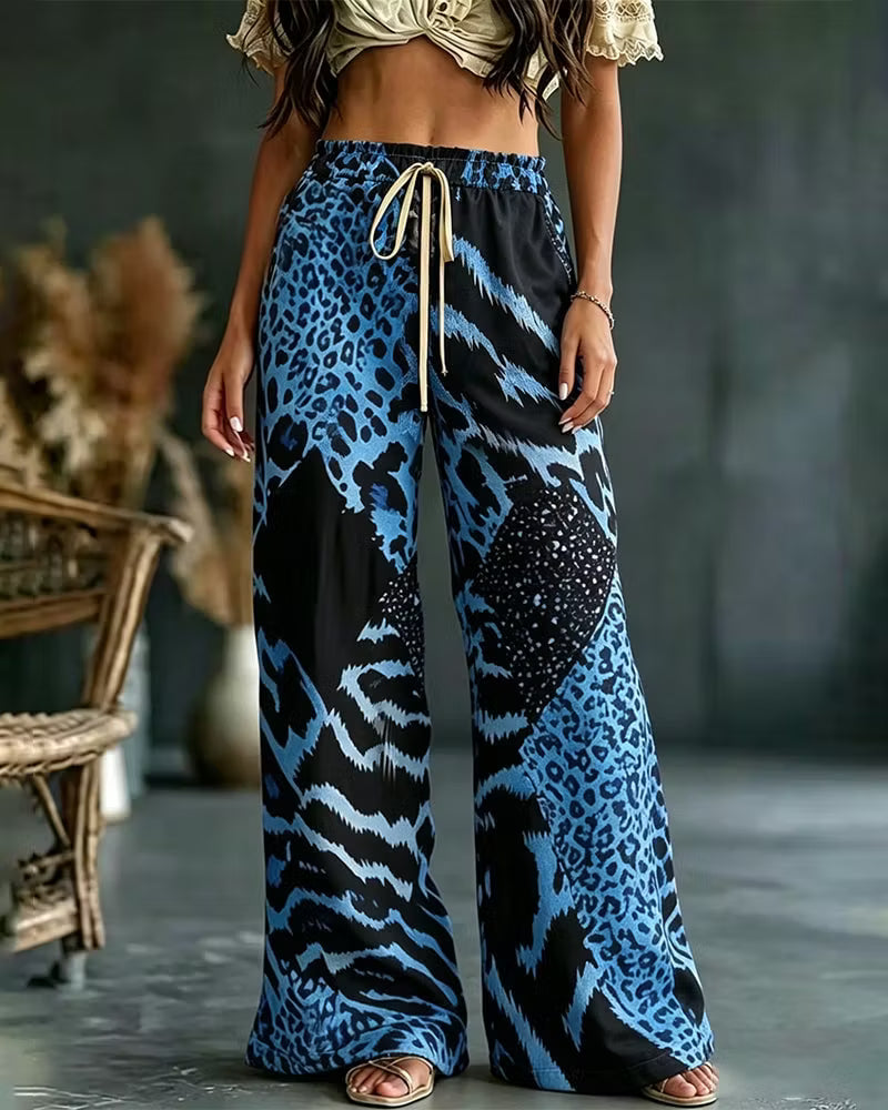 Elfrida - Weiche Leopard-Patchwork-Hose mit weitem Bein