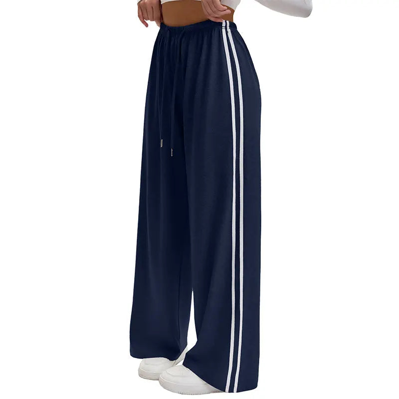 Adorielle - Sportliche, weite Hose mit Streifen
