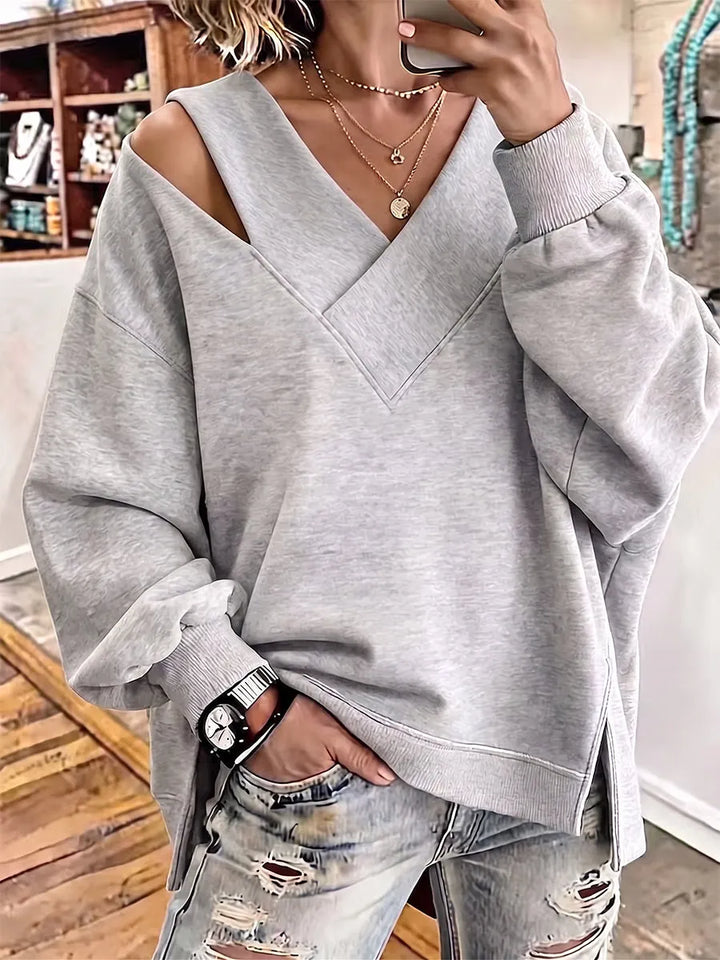 Aurelia - Soft-Touch-Sweatshirt mit Cut-out am V-Ausschnitt
