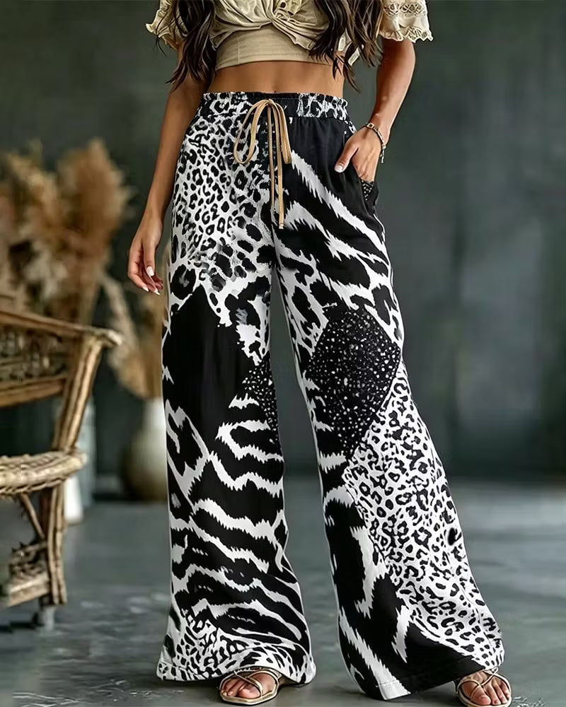Elfrida - Weiche Leopard-Patchwork-Hose mit weitem Bein