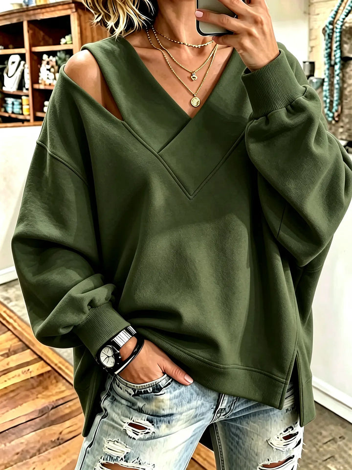 Aurelia - Soft-Touch-Sweatshirt mit Cut-out am V-Ausschnitt
