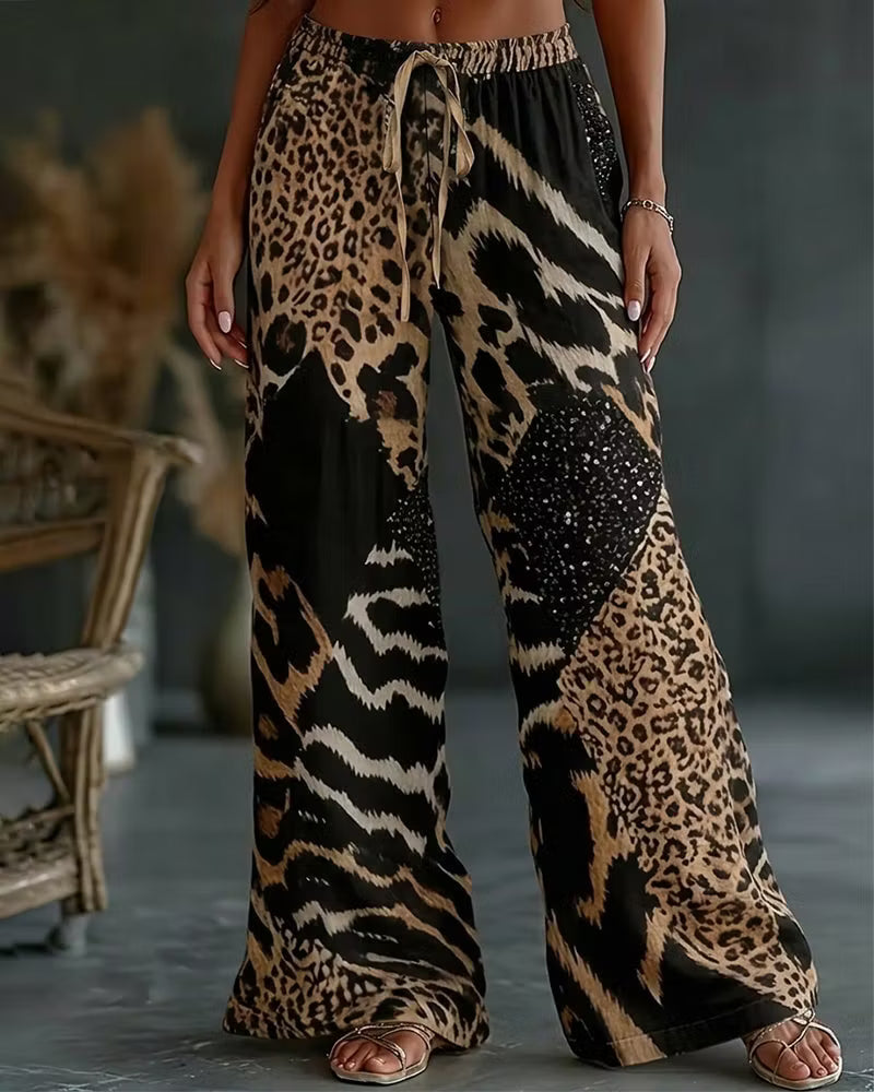 Elfrida - Weiche Leopard-Patchwork-Hose mit weitem Bein