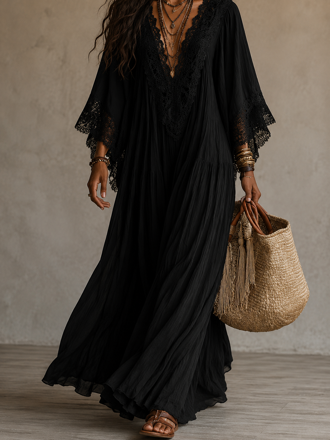 Aerinne - Luftiges, plissiertes Maxikleid