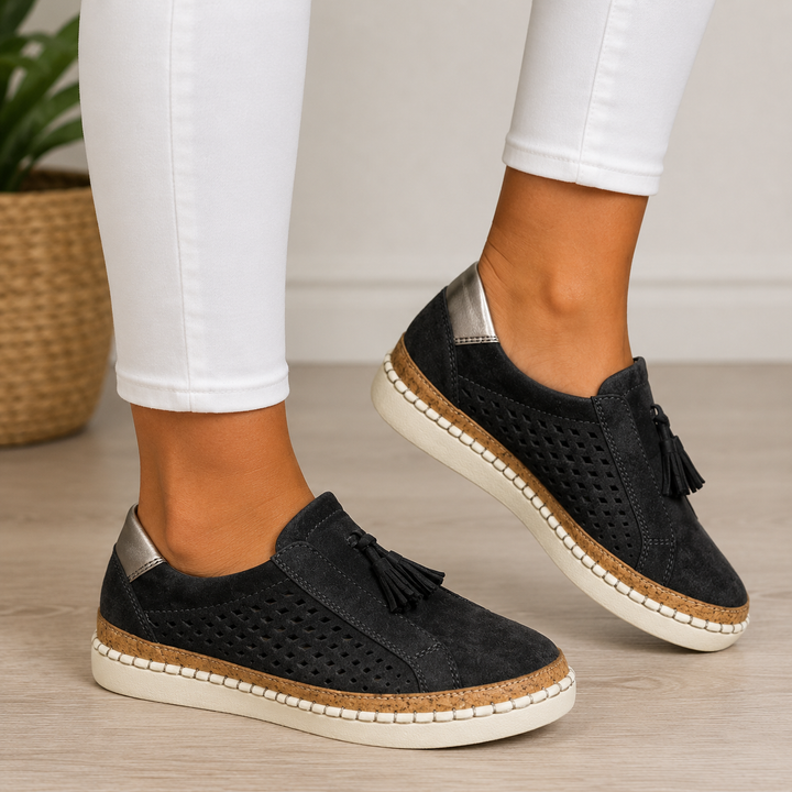 Anceline - Komfortable perforierte Sneaker mit Quasten