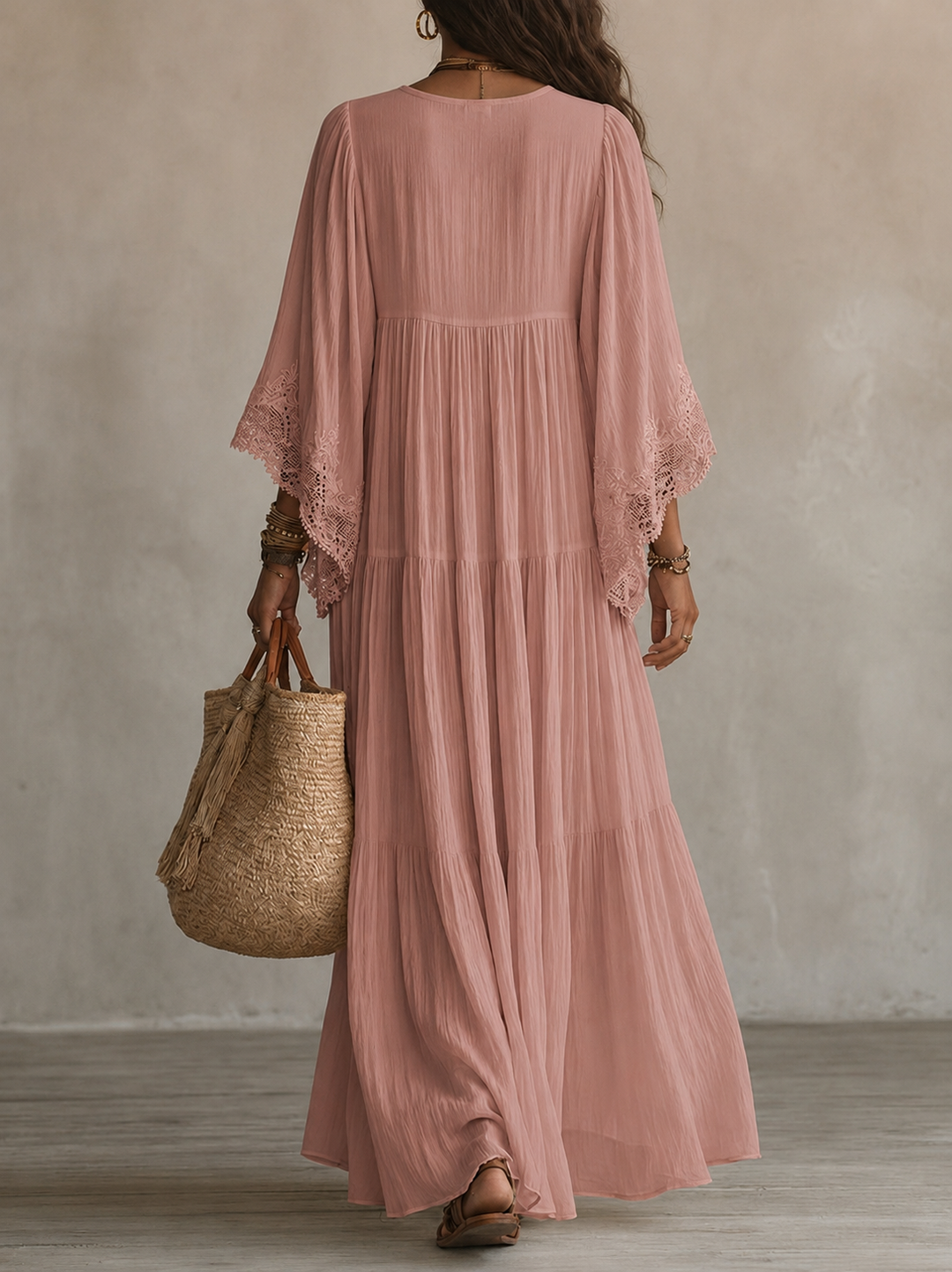 Aerinne - Luftiges, plissiertes Maxikleid