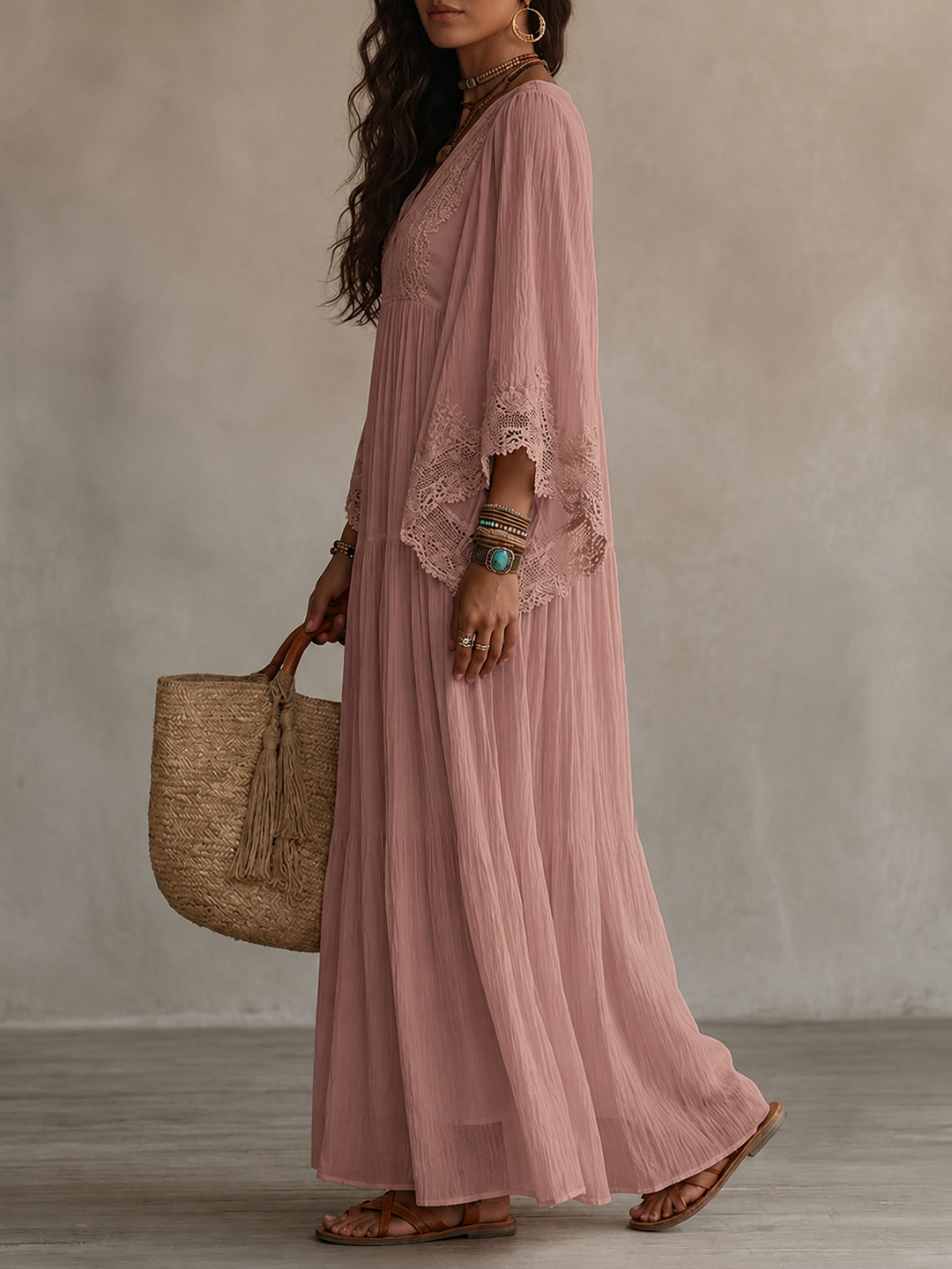Aerinne - Luftiges, plissiertes Maxikleid