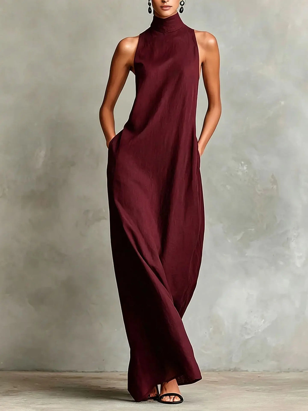 Orietta - Ärmelloses Maxikleid mit hohem Kragen