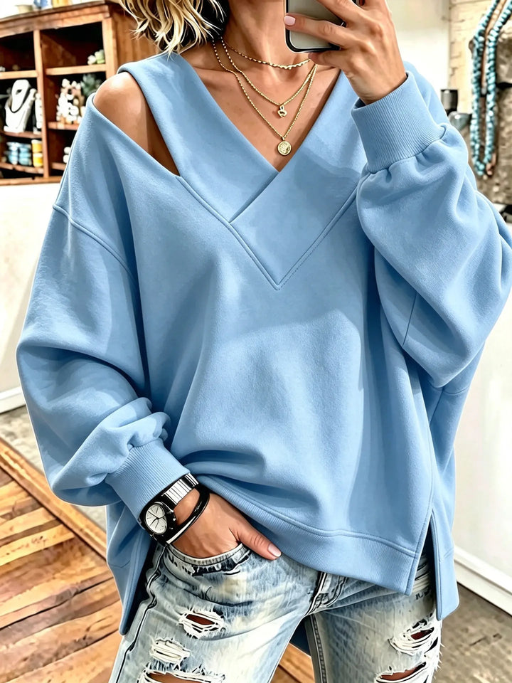 Aurelia - Soft-Touch-Sweatshirt mit Cut-out am V-Ausschnitt