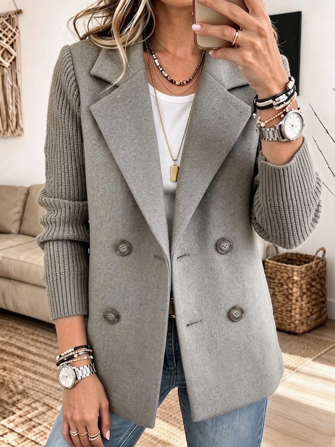 Adalene - Doppelreihiger Blazer mit Strickärmeln