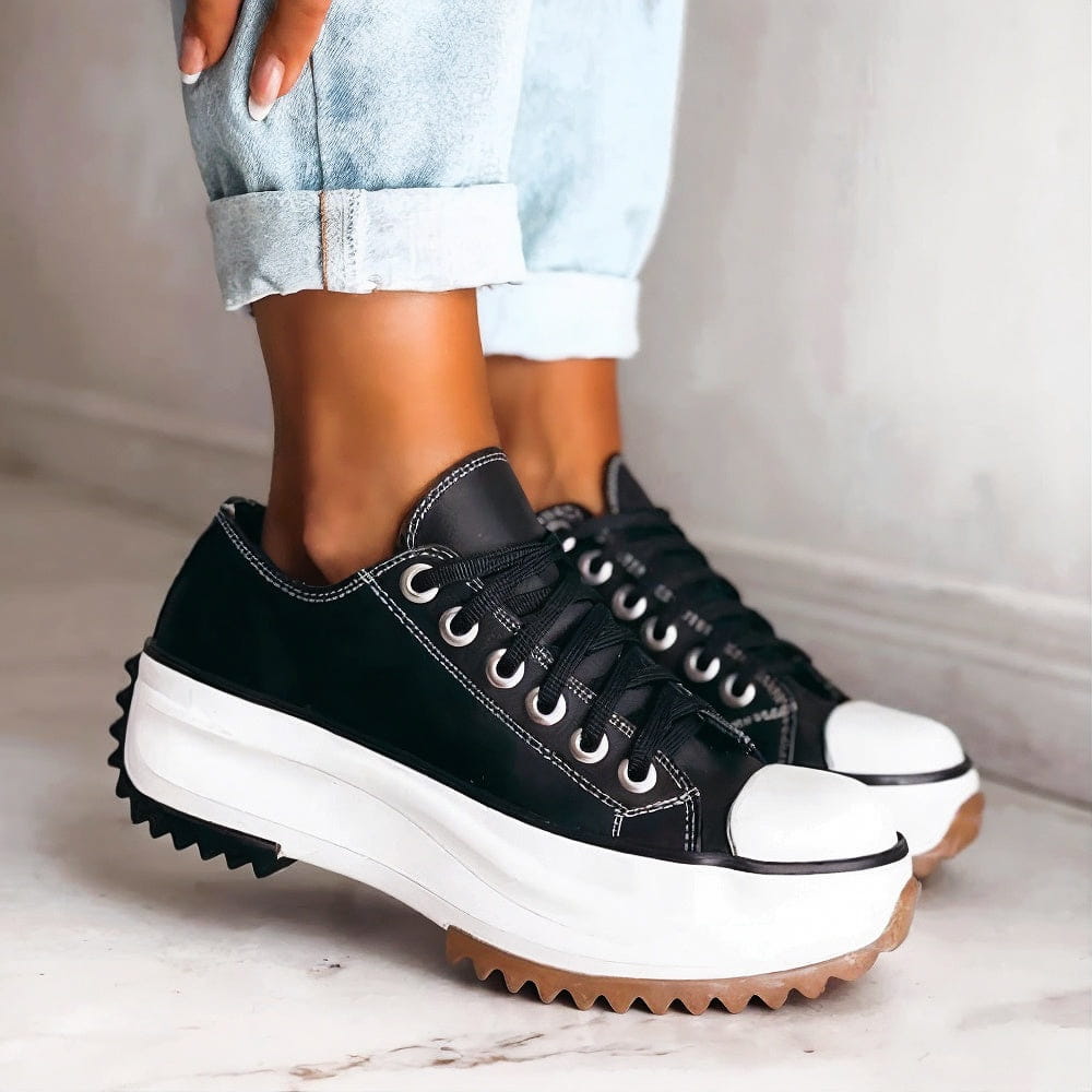 Viveca - Gepolsterte Plateau-Sneaker mit Schnürung