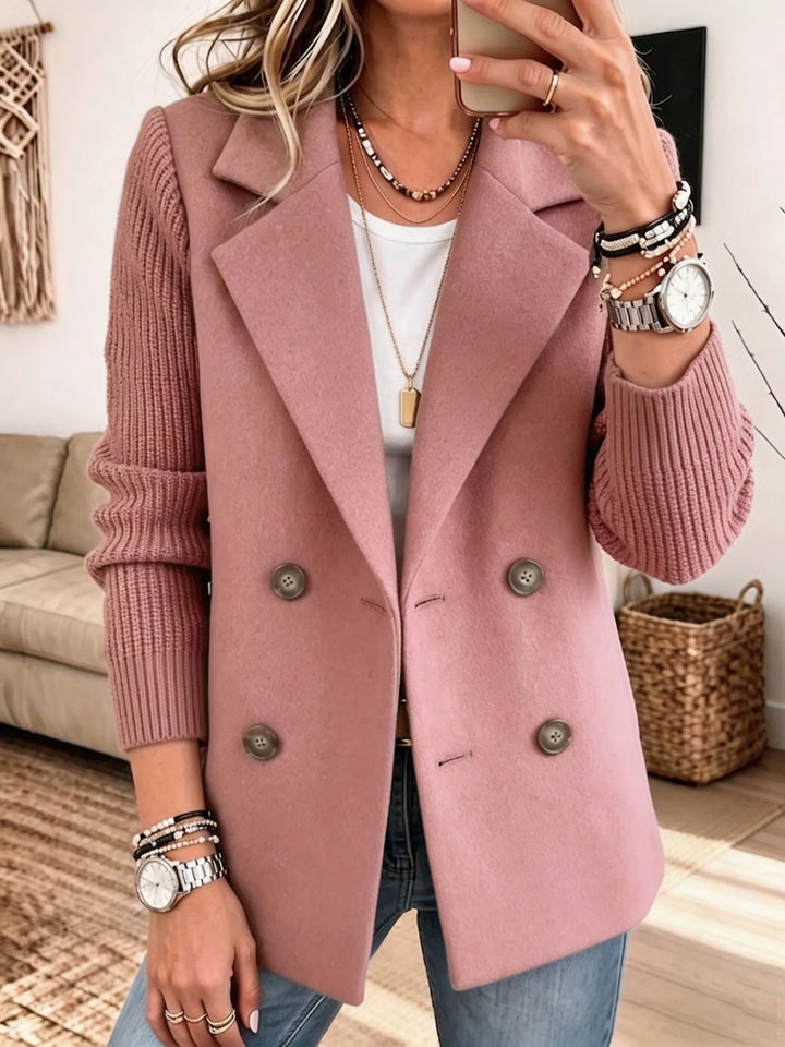 Adalene - Doppelreihiger Blazer mit Strickärmeln