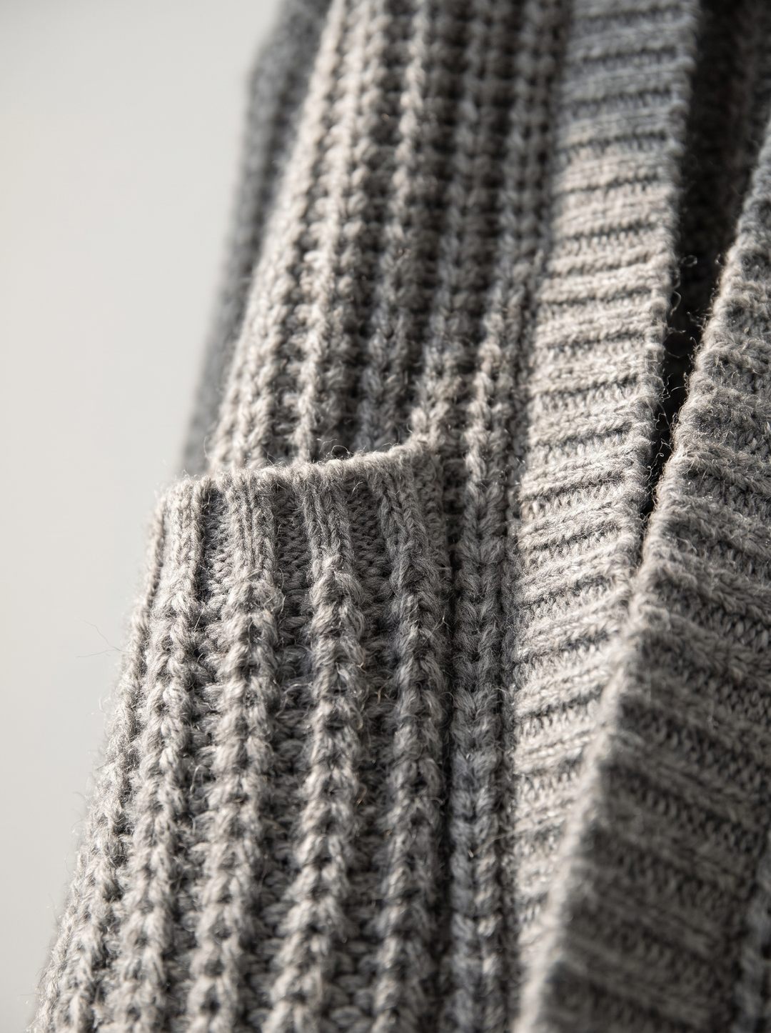 Rosalienne - Weicher Cardigan mit langen Ärmeln