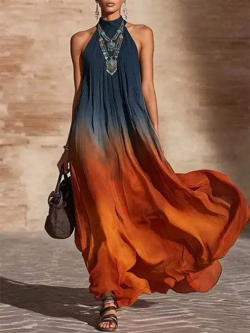 Calissa - Maxikleid mit Neckholder-Ausschnitt in Soft-Touch